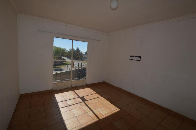 2 Bedroom Property for Sale in Vaalpark Free State